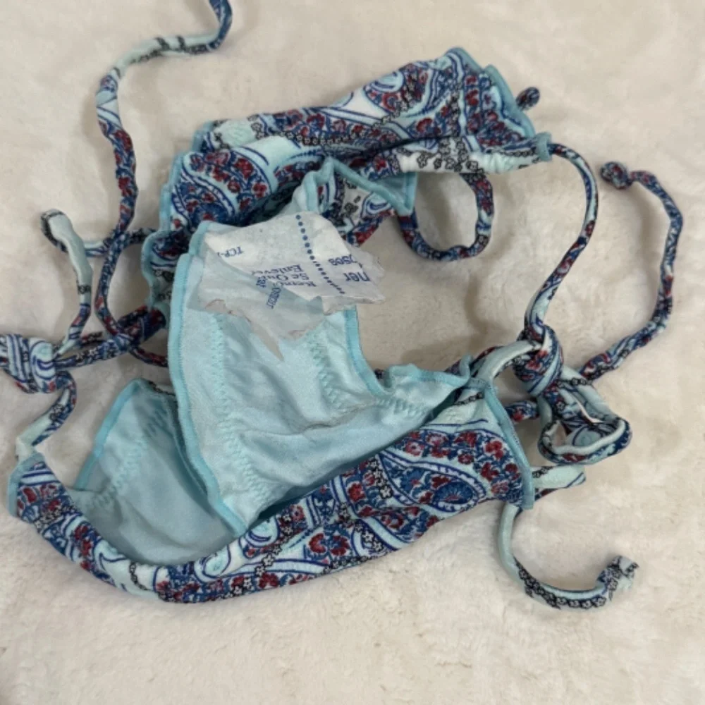 New! Frankie’s Bikinis Tidal Shine Paisley String Bikini Bottom 31537